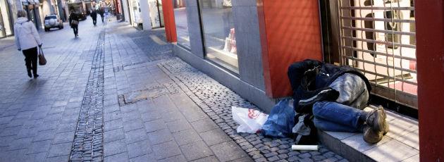 Stort antal unge hjemløse bliver ladt i stikken